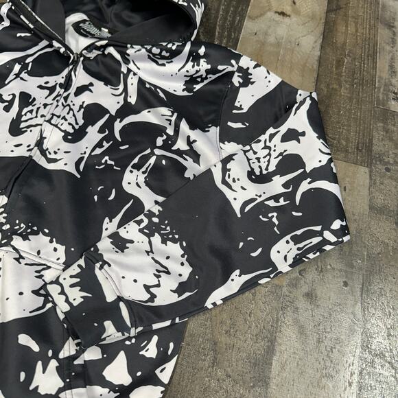 Skull Print Hoodie Black & White All-Over Design - All Over Print Hoodie Size L - Picture 13 of 13